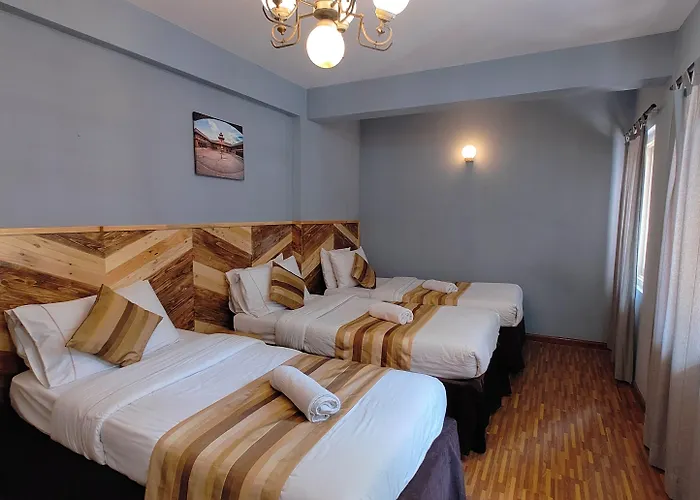 Hotel Nyadha House
